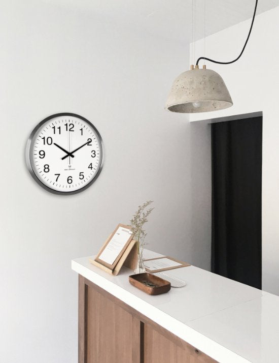 Perel Wandklok, rond, analoog, 50 cm, radiogestuurde tijdsaanduiding (DCF), aluminium, zilver