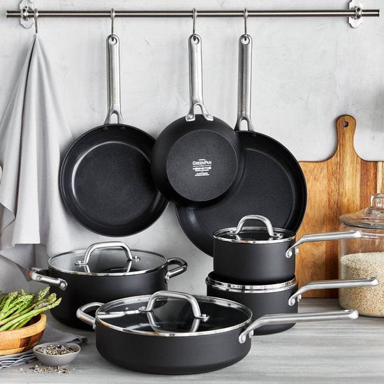 Greenpan Omega keramische inductie koekenpan met deksel 30cm - PFAS-vrij - Inductie pan - Inductie koekenpanpan - Vaatwasserbestendig - Ovenbestendig tot 200°C - Krasbestendig - Stapelbaar - Aluminium - Zwart