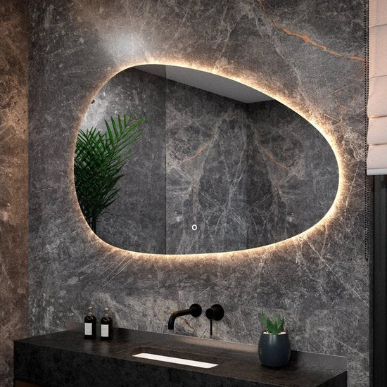 Mirlux Badkamerspiegel met LED Verlichting – Asymmetrisch - Organisch Wandspiegels – Anti Condens Douchespiegel - Wandspiegel 150x93CM