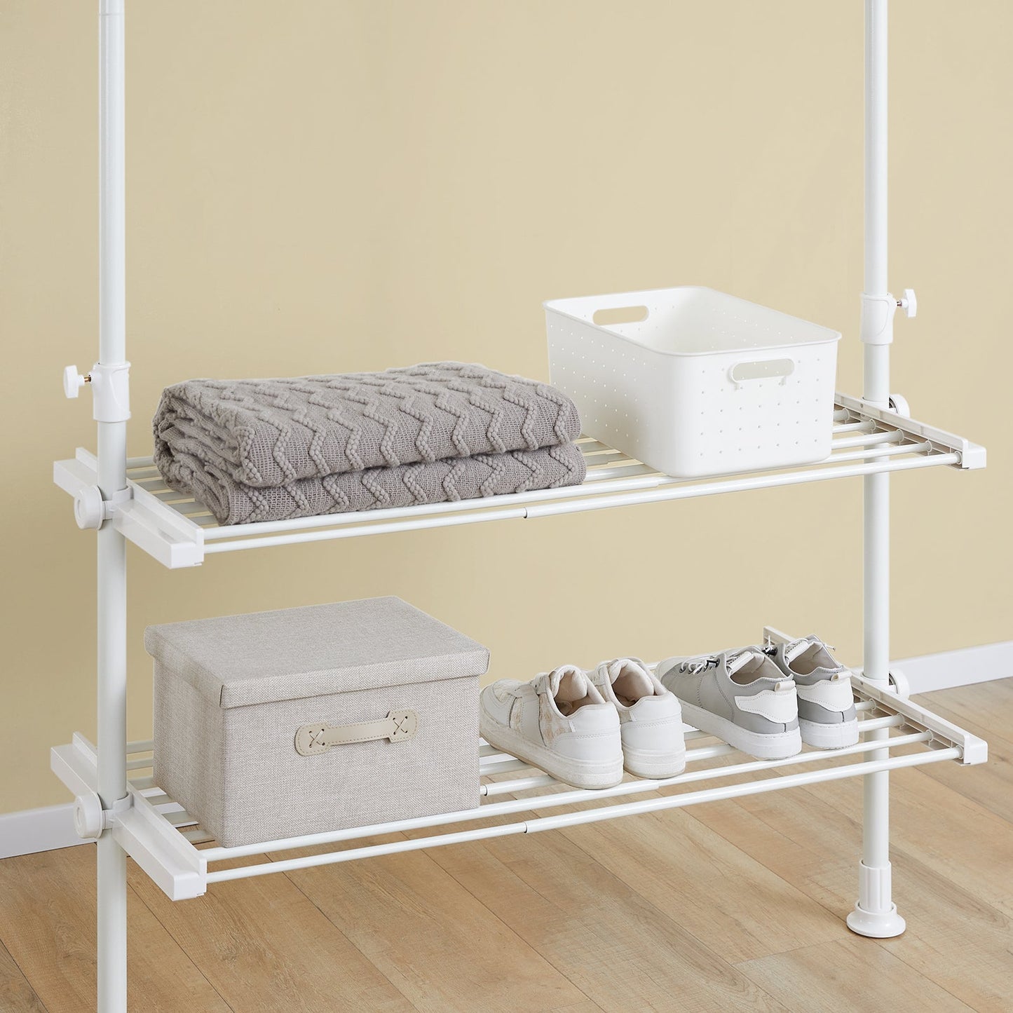 SoBuy FRG34-II-W Verstelbare Telescopische Kledingrek Wit - 147-195 x 200-295 cm - Open Kast met Stangen en Planken