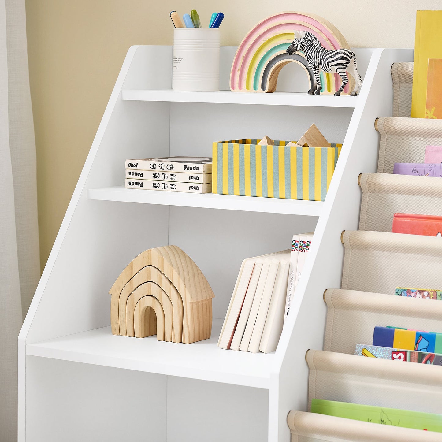 SoBuy KMB119-W Montessori Kinderboekenkast 3 niveaus met opbergruimte en stoffen manden, wit, 80 x 40 x 80 cm