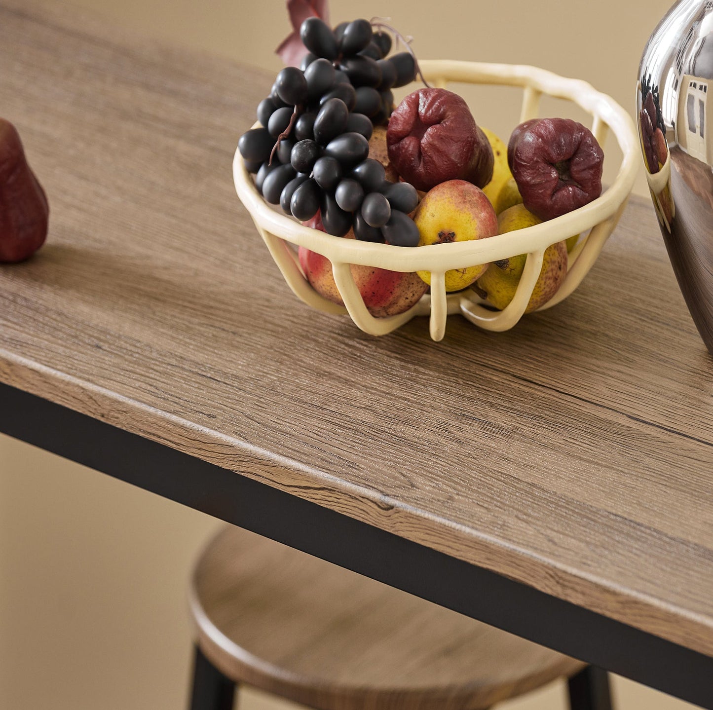SoBuy Bartafel met 4 Krukken - Max. 150 kg - Industrieel - 120 x 40 x 100 cm - Bruin / Zwart