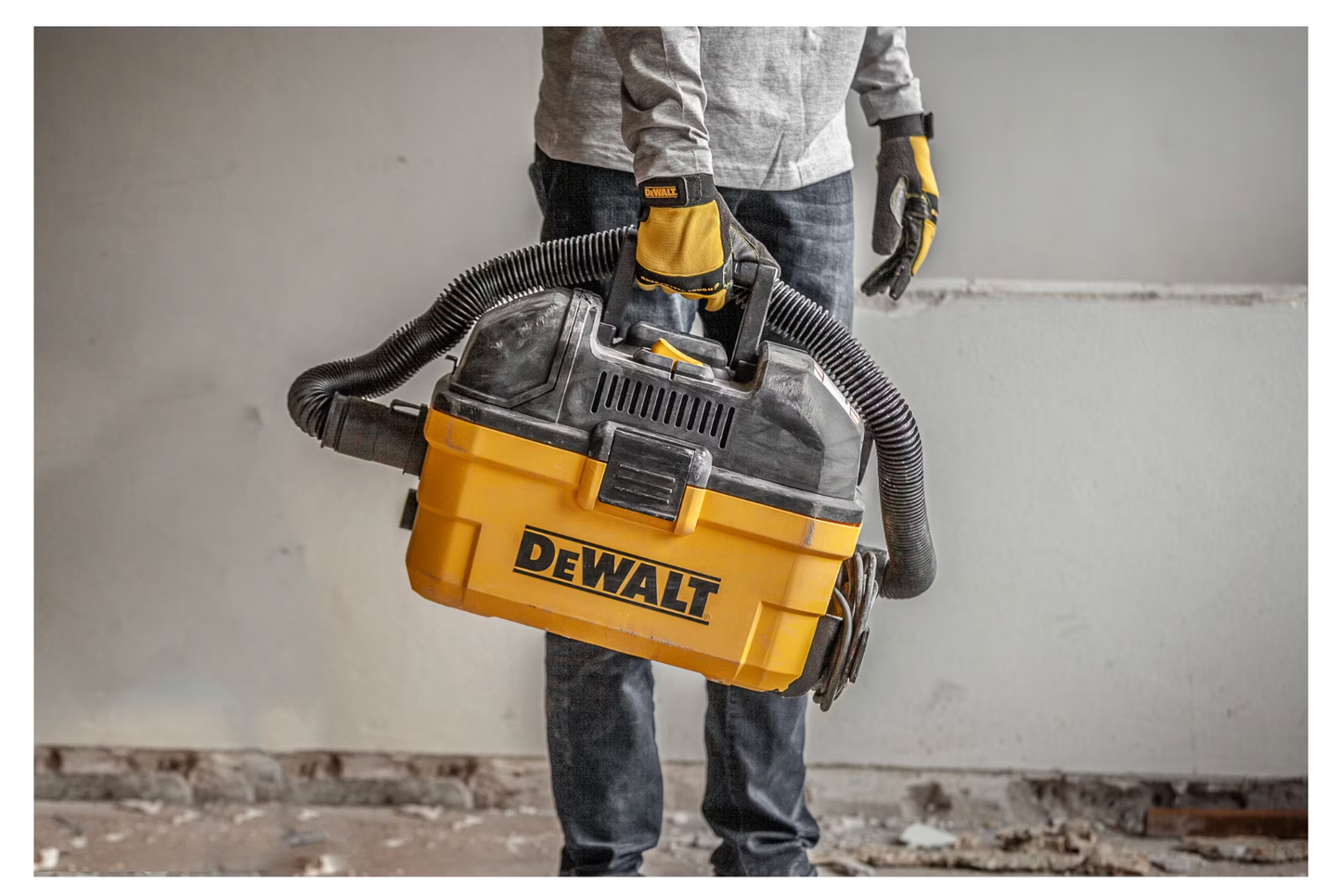 DeWalt Nat- en Droogzuiger DXV15TA - 15 Liter - 1100 W - Toolbox Design - Met Blaasfunctie