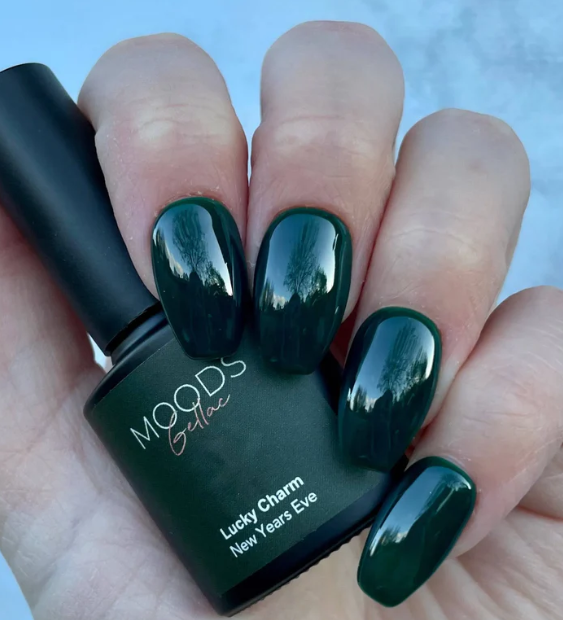 Moods Gellac 703 Lucky Charm - Gellak - Pastel Groen - 15ML