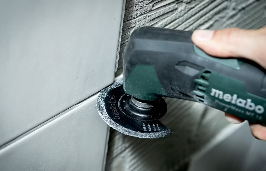 Metabo – Accu-Multitool Body – 12 V & OMT-Systeem – Voorzien Van Led-verlichting En Slanke Handgreep – Voor Zagen Schuren En Schrapen – Groen En Zwart Metaal