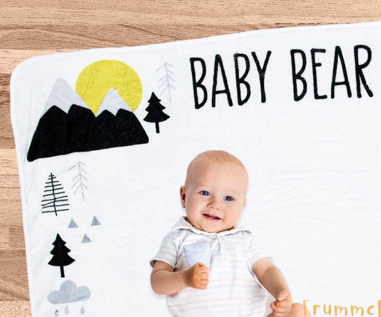 Frummel Mijlpaaldeken ‘Bear’ – Mijlpaaldeken – Mijlpaal baby – Kraamcadeau Jongen – Kraamcadeau Meisje – Baby Shower Cadeau – Baby Cadeau – Mijlpaaldeken in het Nederlands – Moederdag cadeau - 100 x 150 cm