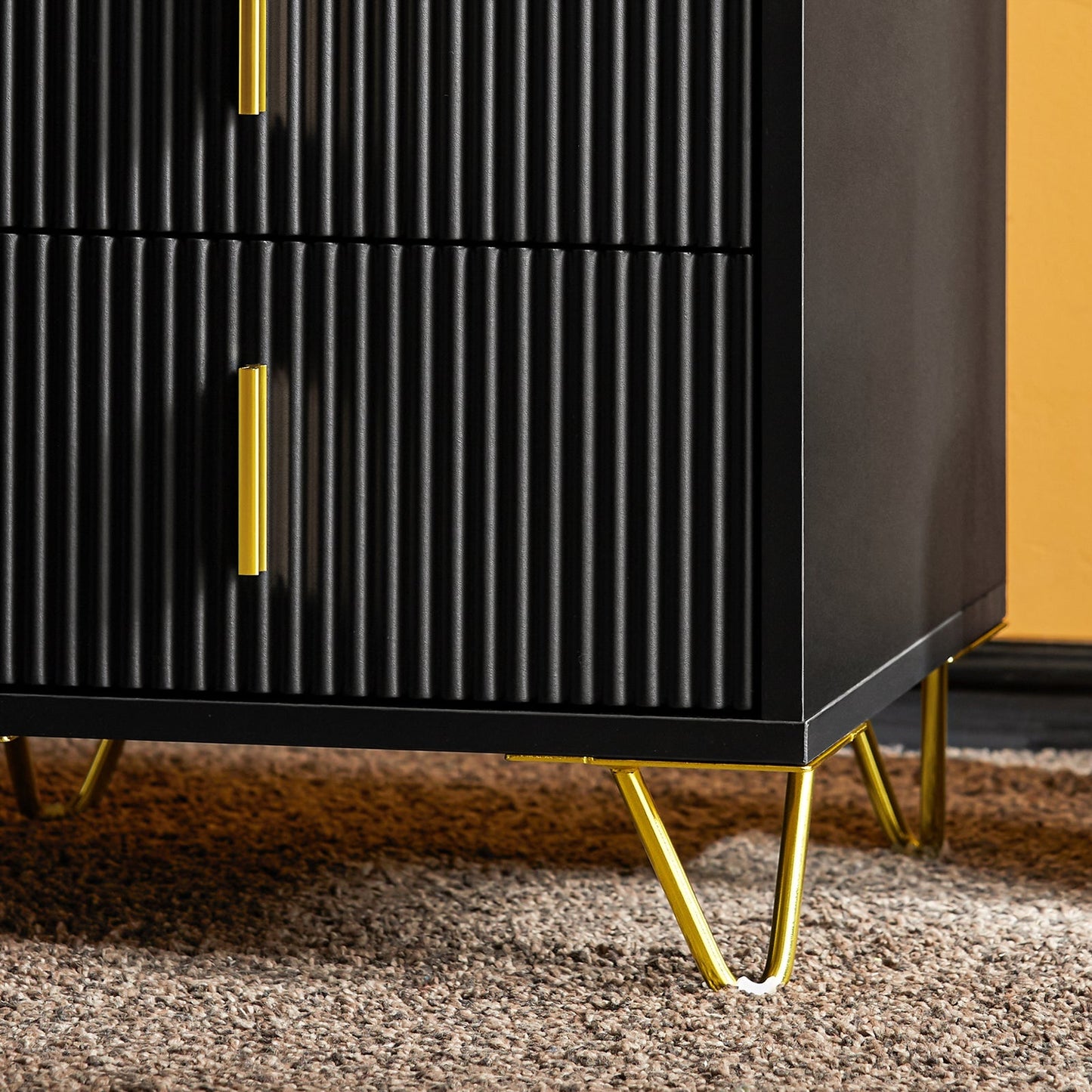 SoBuy Bijzetkastje - Nachtkastje met 3 uitschuifbare lades - Max. 33KG - 40 x 40 x 63 cm - Zwart/Goud