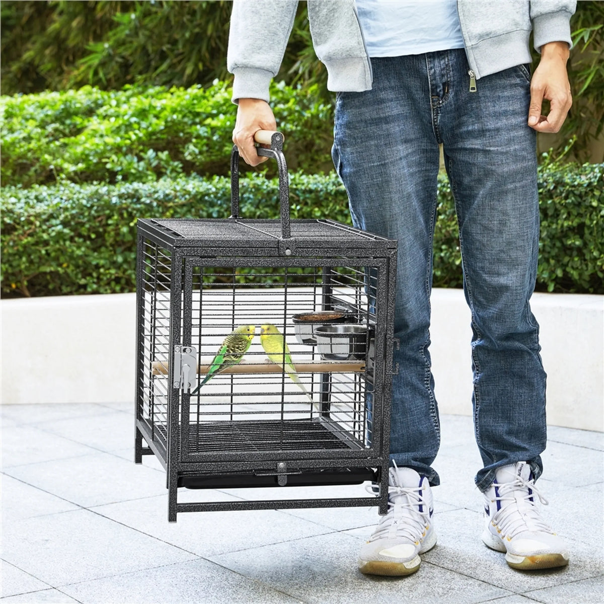 Yaheetech Vogelkooi Met Handgreep – Voorzien Van Houten Zitstokken En Waterafstotende Coating En Afsluitbare Deur – Voor Kanaries En Grasparkieten – Zwart Metaal Kunststof En Hout – 48,5 x 39 x 65 cm
