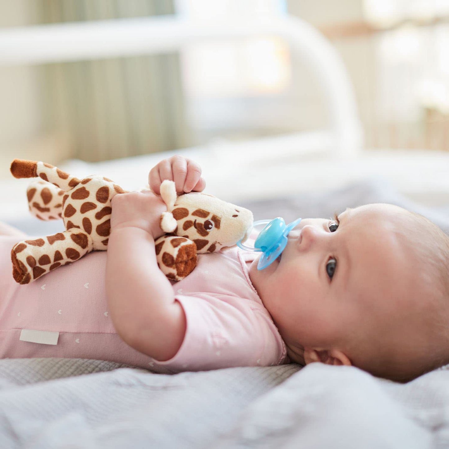 Philips Avent Knuffel Fopspeen - 0 tot 6 Maanden - 1 Speentje - Girafje - SCF348/11