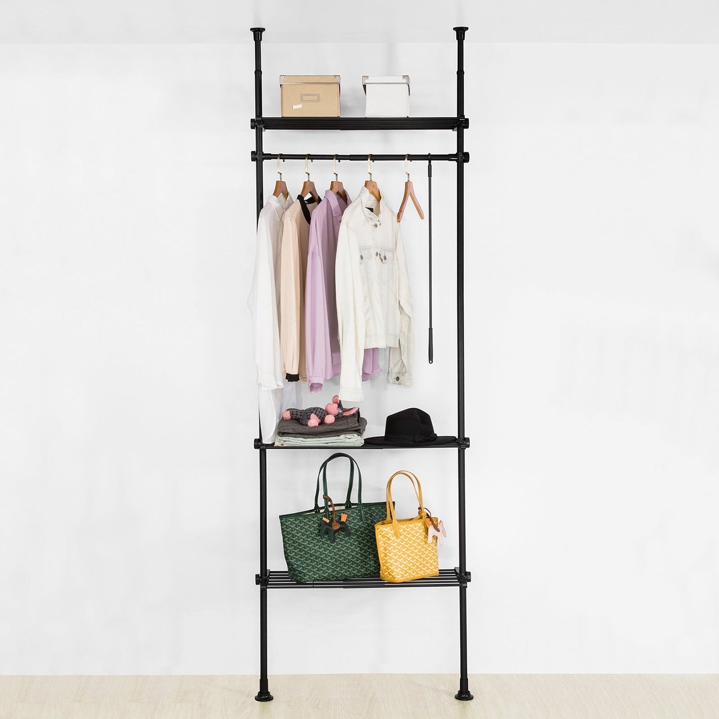 SoBuy Kledingrek - 1 Bar 3 Planken En 1 Vorkkleding - 52-80 x 233-300 cm – Zwart
