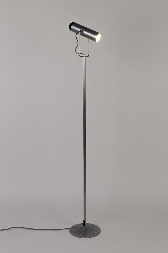 Zuiver Marlon Vloerlamp – Minimalistisch Design met Industriële Touch – Verzinkt Zilver – 134,5 cm