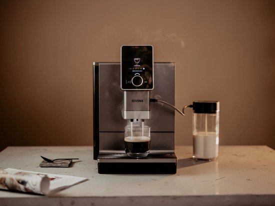 Nivona CafeRomatica 930 Espressomachine Titanium / chroom - koffiemachine volautomaat