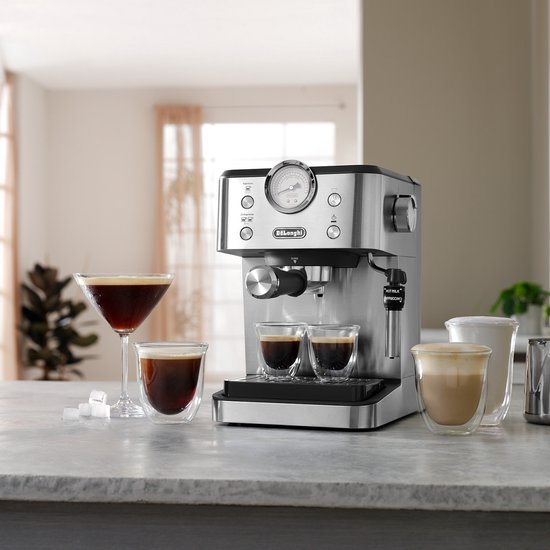 De'Longhi Classic EM450.M – Pistonmachine - Handmatige Espresso & Cappuccino - Volledig RVS Behuizing - Zilver