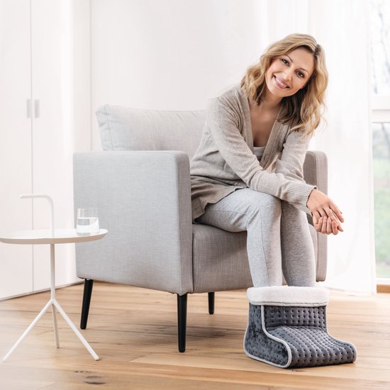 Beurer FW 20 Elektrische Voetenwarmer - 3 Warmtestanden - Tot maat 47 - Snelle opwarming - Automatische uitschakeling - Fleece/Teddy - Voering machinewasbaar - 3 Jaar garantie - Grijs