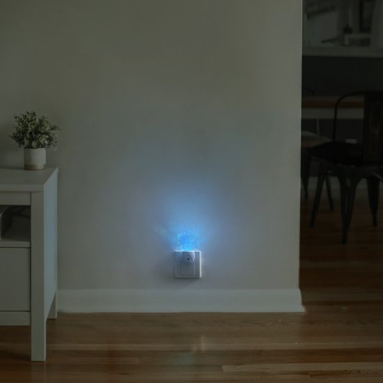 Aigostar 10PXZ - Nachtlampje Kinderen - Stekkerlamp - LED Nachtlampje Stopcontact - Multi Colour - Stopcontactlamp