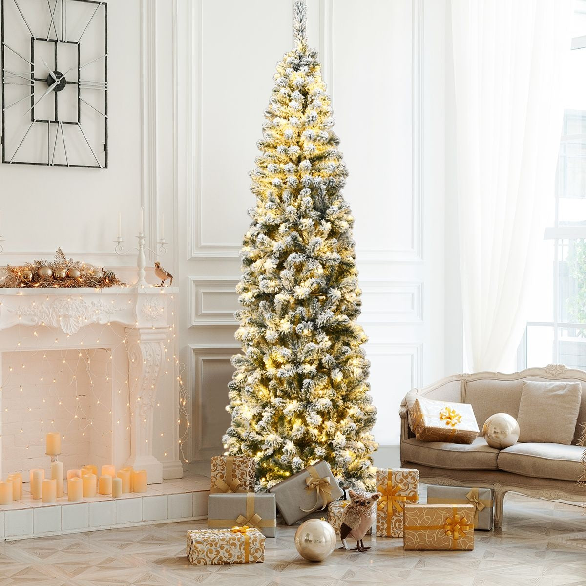 Coast Besneeuwde Slim Kunstkerstboom met LED Wit/Groen – 67 x 225 cm – 641 Takpunten en 350 Warmwitte Lampjes