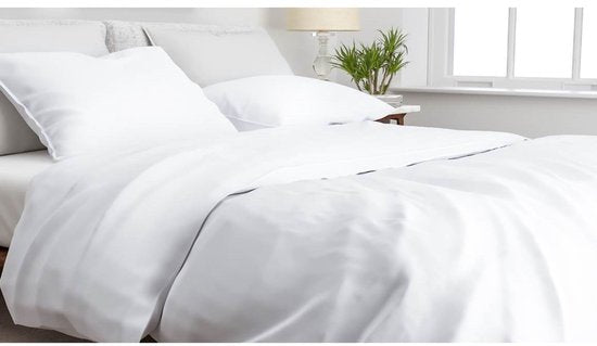 ZoHome Satinado Dekbedovertrek - Tweepersoons - 200x200/220 cm - Wit