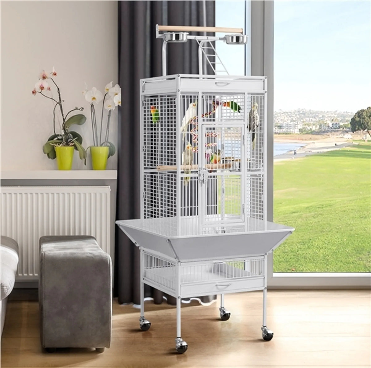 Yaheetech Papegaaienkooi Met Speelplateau – Voorzien Van Zaadvanger En Uitschuifbare Mestlades En Voerluikjes – Voor Valkparkieten En Papegaaien – Wit Poedergecoat IJzer – 65,5 x 65,5 x 156 cm