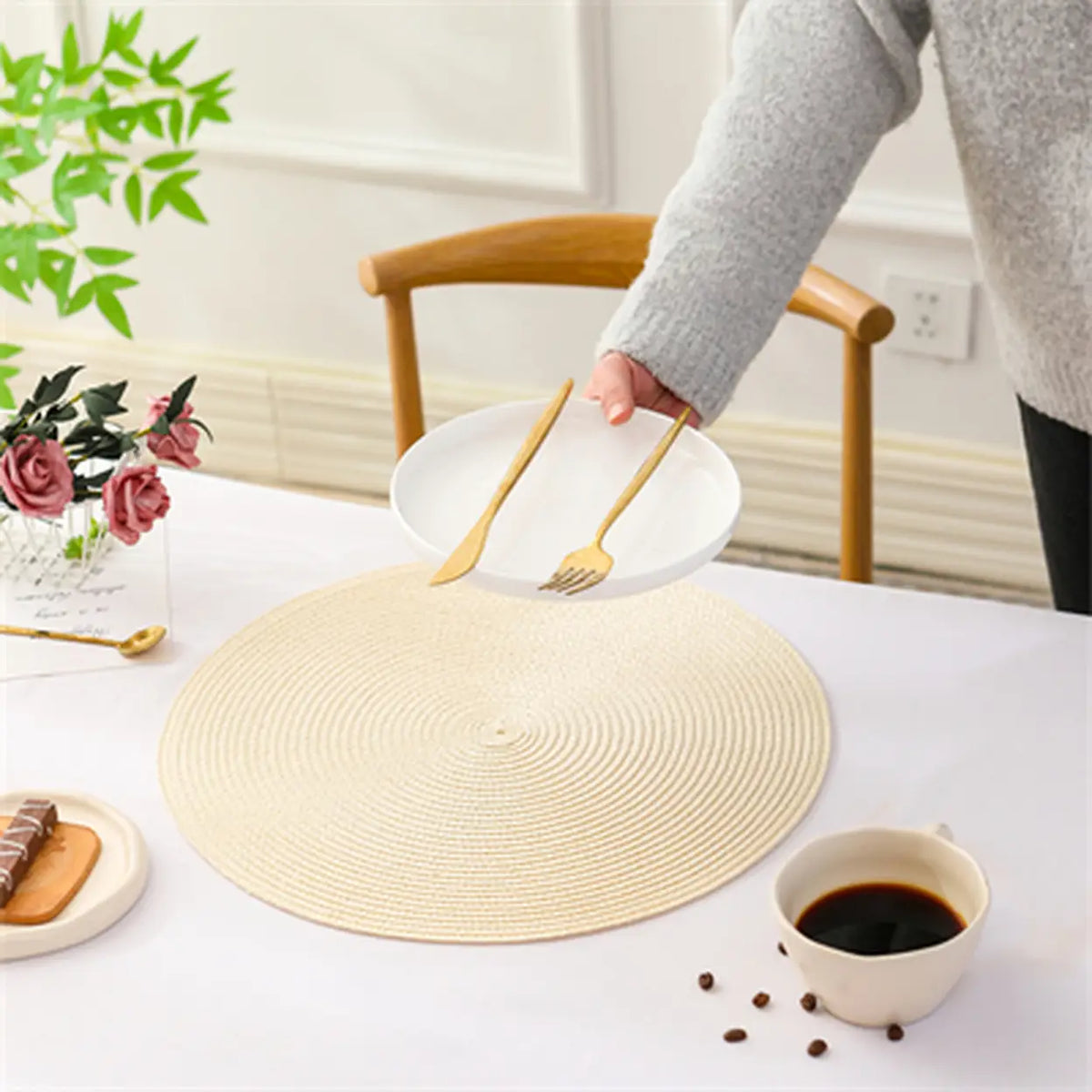Ronde Gevlochten Placemats - Set van 6 - Wasbaar - Ø 38,1 cm - Beige