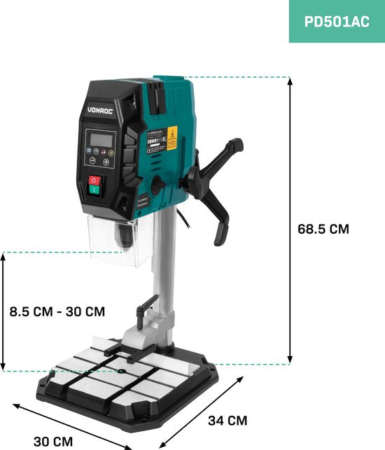 VONROC kolomboormachine 900W – tafelboormachine – digitaal bedieningspaneel met LCD scherm - kruislijnlaser en LED werkverlichting - Incl. snelspanklem, boorklem en parallelgeleider