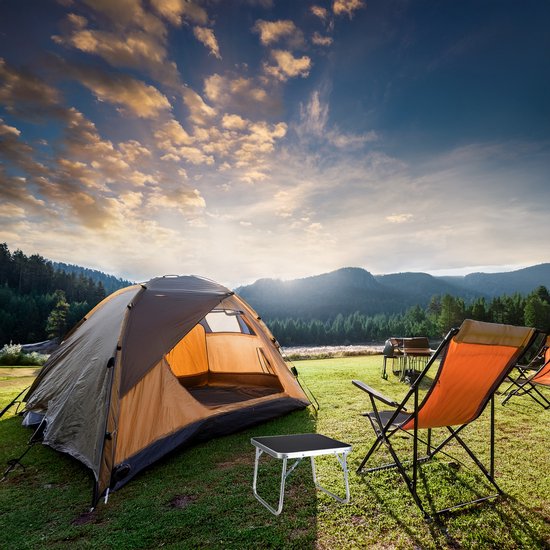 Redcliffs Camping tafel - aluminium - lichtgewicht - grijs/zilver - 40 x 40 x 30 cm - lage tafel - salontafel - strand