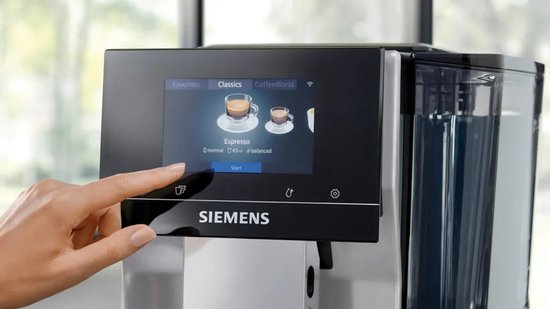 Siemens EQ700 Volautomatische espressomachine - 2,4 l - Zwart en zilver