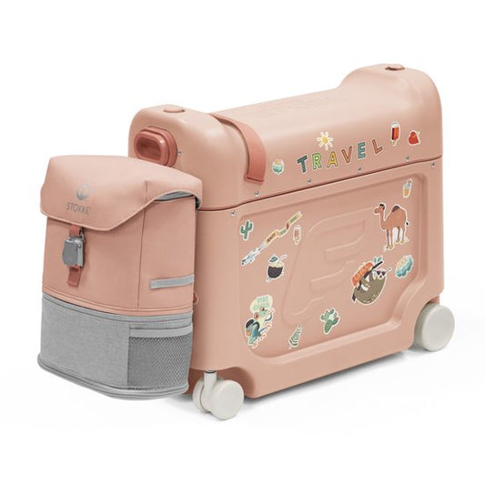 Stokke JetKids Reispakket, Coral Pink - Met BedBox Ride-On koffer en rugzak - Voor kinderen van 2-7 Jaar (tot 35 kg)