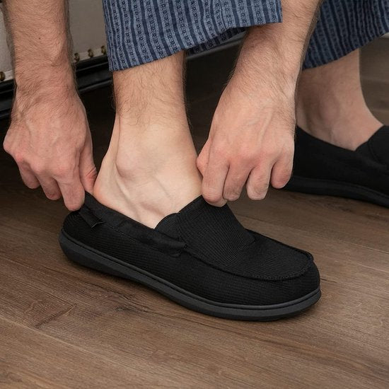 Pantoffels Heren - Sloffen - Mocassins - Zwart - Anti-slip - Maat 42/43 - Comfeet