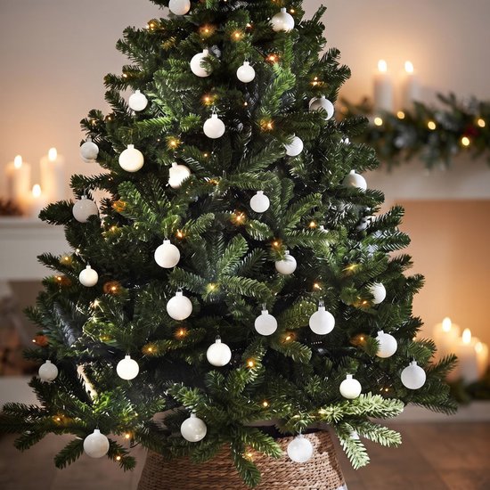 Black Box Trees Charlton Kerstboom - Kerstversiering voor Binnen met Natuurlijke Uitstraling - Kunstboom van Zachte PVC Naaldjes voor Realistische Look - H155 x Ø91 cm - Groen