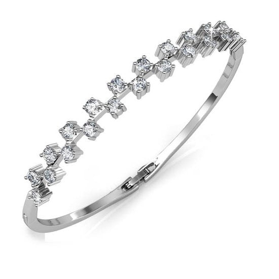 Yolora – Dames Armband Bangle – Lengte 22 cm & Kalpa Camaka Kristallen – Voorzien Van 18k Witgoud Plating En Luxe Geschenkverpakking – Voor Cadeau En Bijzondere Gelegenheden – Zilver 18k Witgoud Verguld