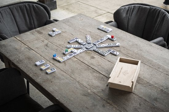 Domino Dubbel 12 Mexican Train – 91 Stenen met Gekleurde Ogen – Houten Kist met Schuifdeksel – Inclusief Station & Treinen – Strategisch Familiespel – Engelhart