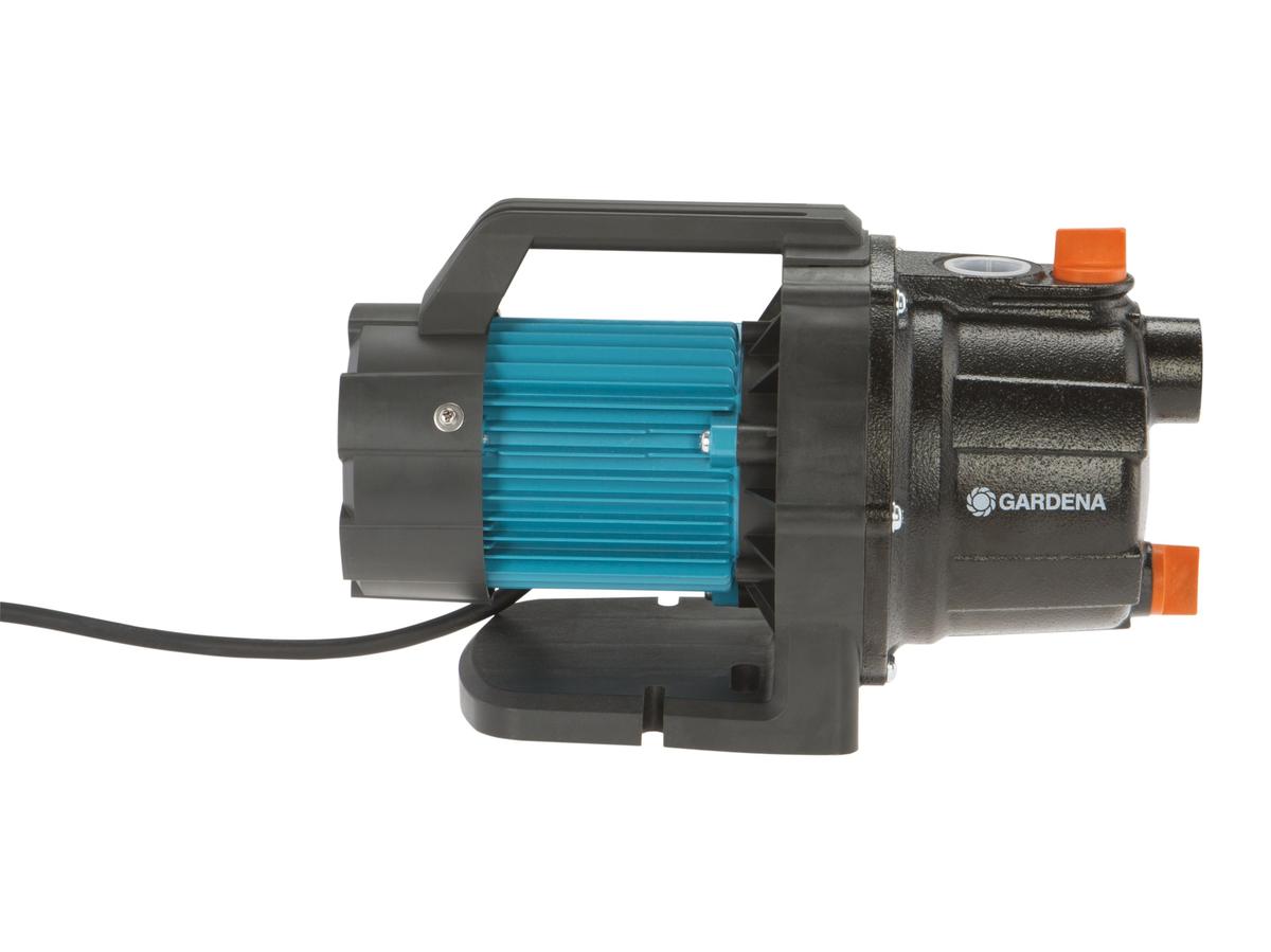 Gardena Besproeiingspomp 3700/4 Basic - 800 W - 3.700 l/u - Gietijzer - 41 m opvoerhoogte