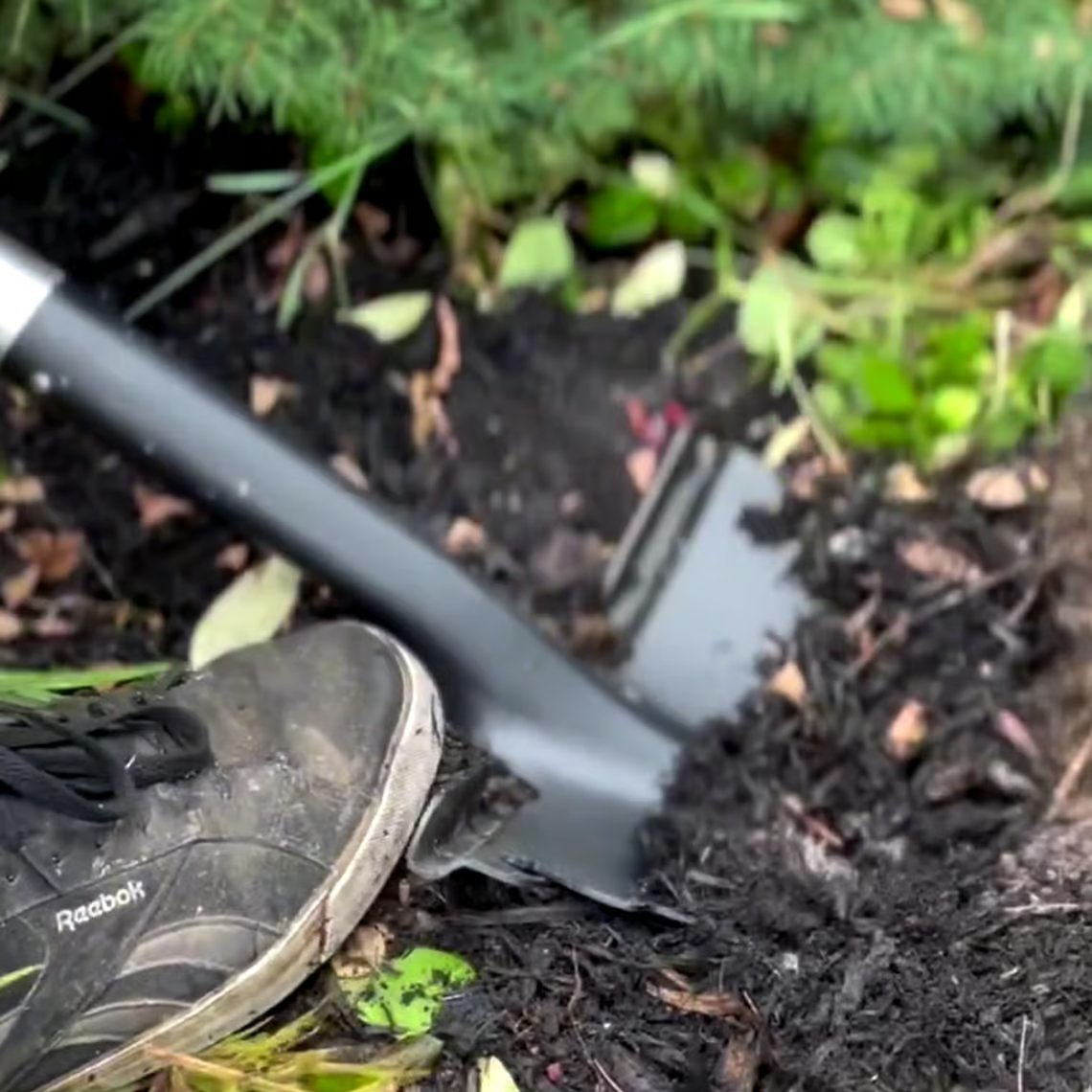 Hammersmith RayzerShovel All-in-One Spade - Sterke Carbonstalen Constructie - Geschikt voor Graven en Zagen - Softtouch Handgreep