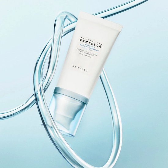 SKIN1004 Madagascar Centella Hyalu-Cica Water-Fit Sun Serum SPF 50+ PA++++ 50ml Zonnebrand - Koreaanse Huidverzorging