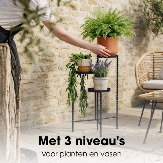 Mica Decorations Salvo Plantenrek - Plantenstandaard voor Kamerplanten - Plantentafeltje voor Binnen - Plantenonderzetter met Drie Plateaus - 40 x 40 x 70 cm - IJzer - Zwart