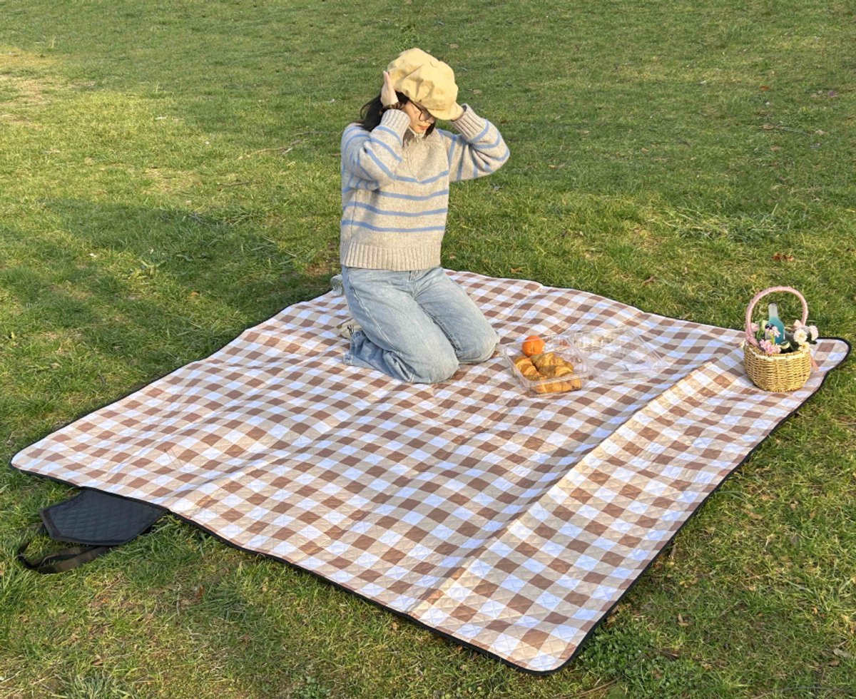 Fuegobird Picknickdeken 200 x 200 cm – Waterdicht, Zandafstotend en Opvouwbaar – XXL – Bruin
