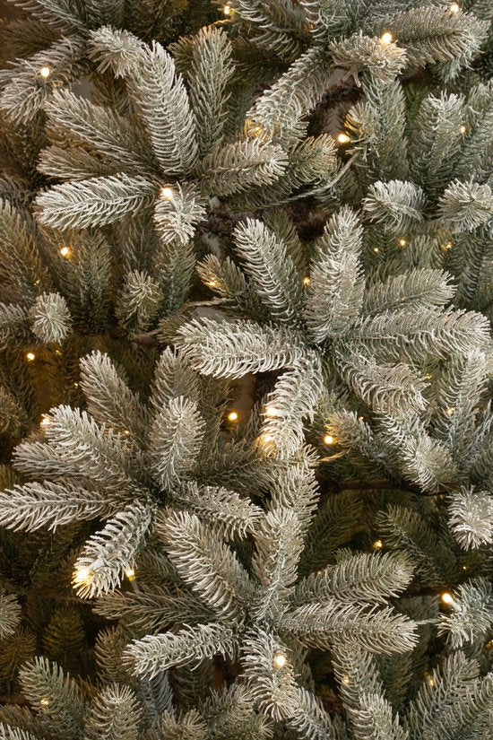 Black Box Kunstkerstboom - Nagoya - LED - Ø108 cm - 180cm Hoog - Groen Frosted