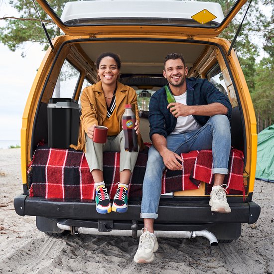Auronic Koelbox Elektrisch 12V en 230 volt - Coolbox - Camping Koelkast - Auto - Koelen en Verwarmen - 20L - Frigobox - Zwart