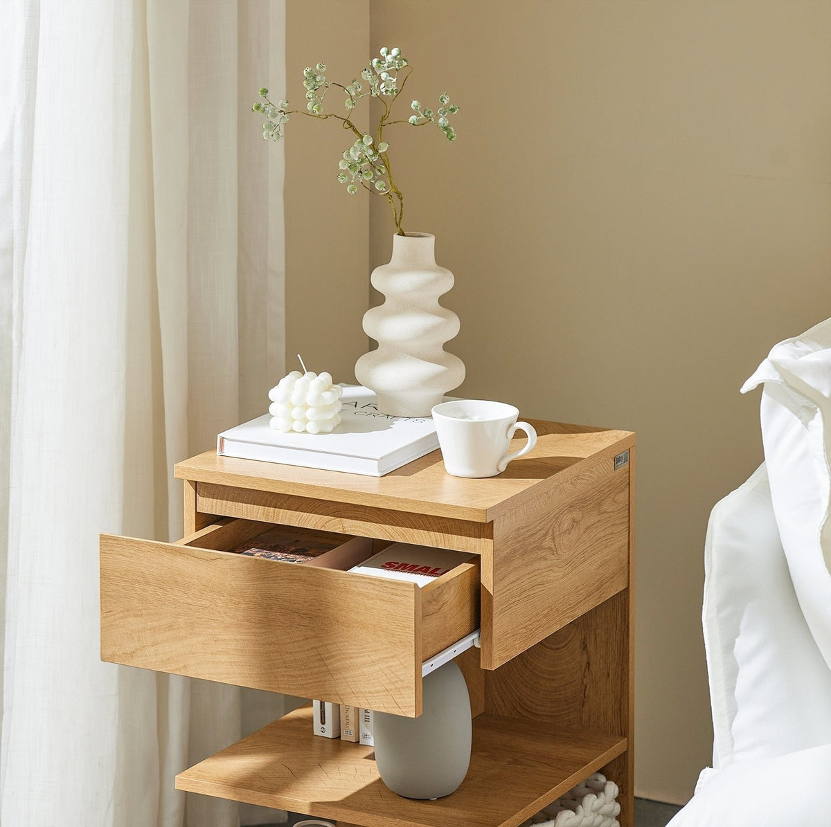 SoBuy Bijzetkastje - Salontafel met 1 uitschuifbare lade - Max. 45KG - 39 x 65 x 39 cm - Houtkleur