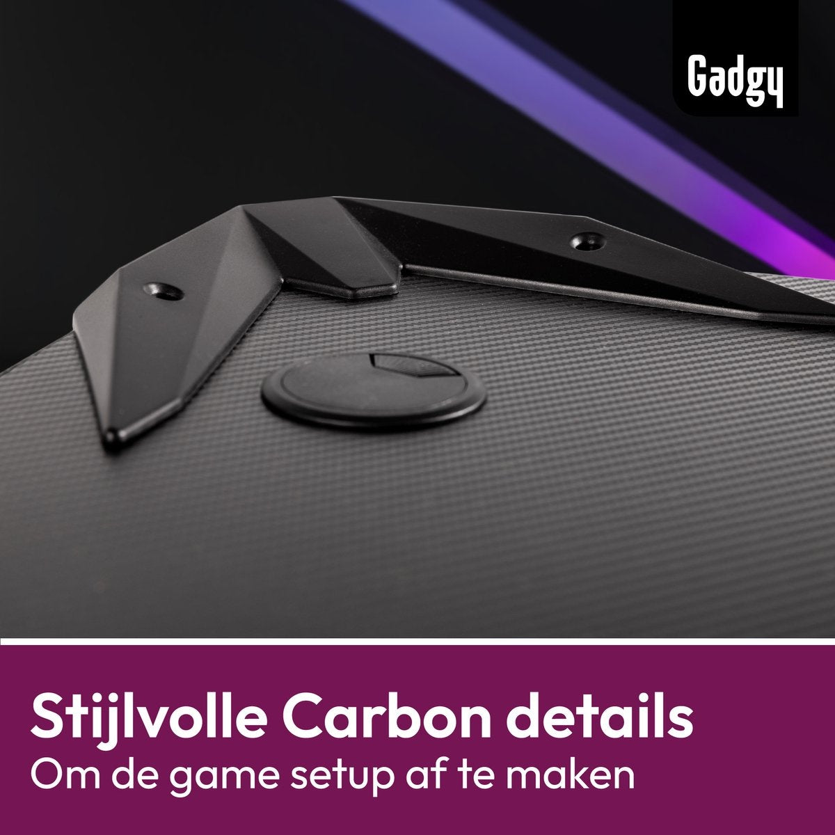 Gadgy Game Bureau Carbon - Gaming Bureau 110 CM Breed - Gaming Desk met Carbon Details - Gaming Tafel met Koptelefoonhouder, bekerhouder & kabeltunnel - Level Up Gamen met Gadgy - Zwart Carbon