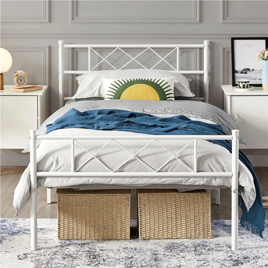 Yaheetech Bedframe 90 × 190 cm – Wit Metaal – Eenpersoonsbed met X-Design Hoofdbord, Lattenbodem en 32,5 cm Opbergruimte