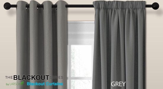 Larson - Luxe effen blackout gordijn - met haken - 1.5m x 2.5m - Lichtgrijs