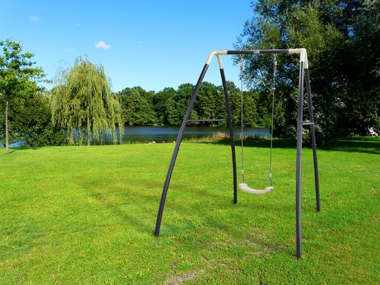 AXI Enkele Metalen Schommel in Antraciet/Créme - Vrijstaande schommelset met kunststof schommelzitje - Schommelset voor kinderen