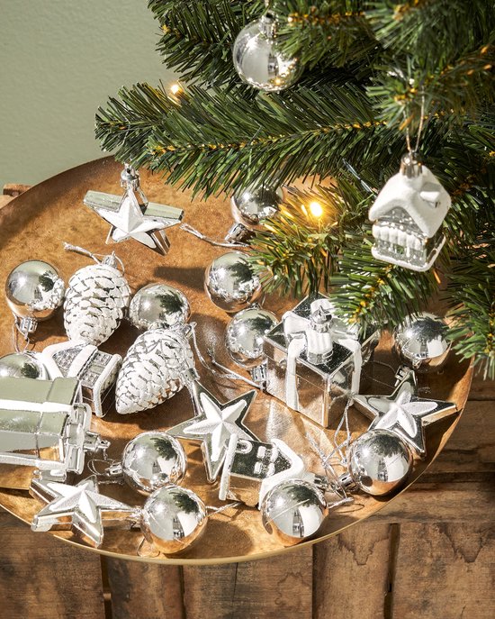 Black Box Trees Joy Kunstkerstboom - Met 26 Ornamenten en LED Verlichting - H90 x Ø50 cm - Groen en zilver