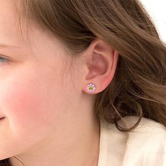 Yolora Kids Roze Bloemen Oorbellen - Kalpa Camaka Kristallen - 18K Witgoud Verguld - Kind - Meisjes Oorknopjes Zilver kleurig - Sieraden Kinderen - Luxe Giftbox - Geschenkdoos - Cadeau doos - Geschenkverpakking - Mooie Cadeauverpakking