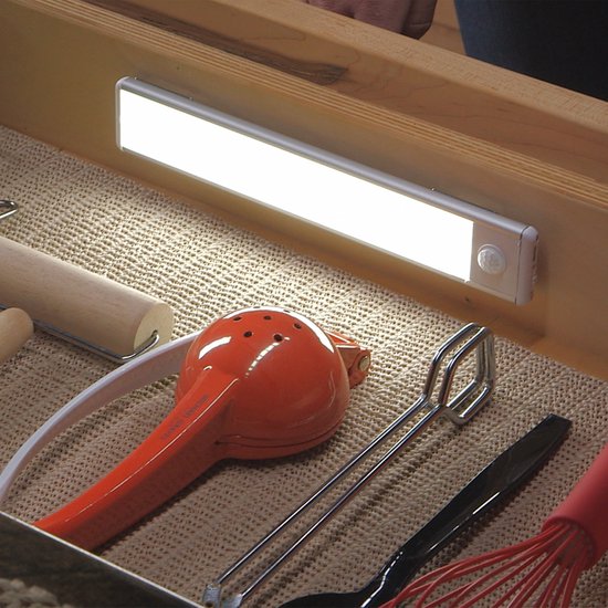 HandyLUX Slim Bright Power LED 2 stuks - Magnetische power LED-balk met bewegingssensor - Draadloos, lichtgewicht en overal te gebruiken