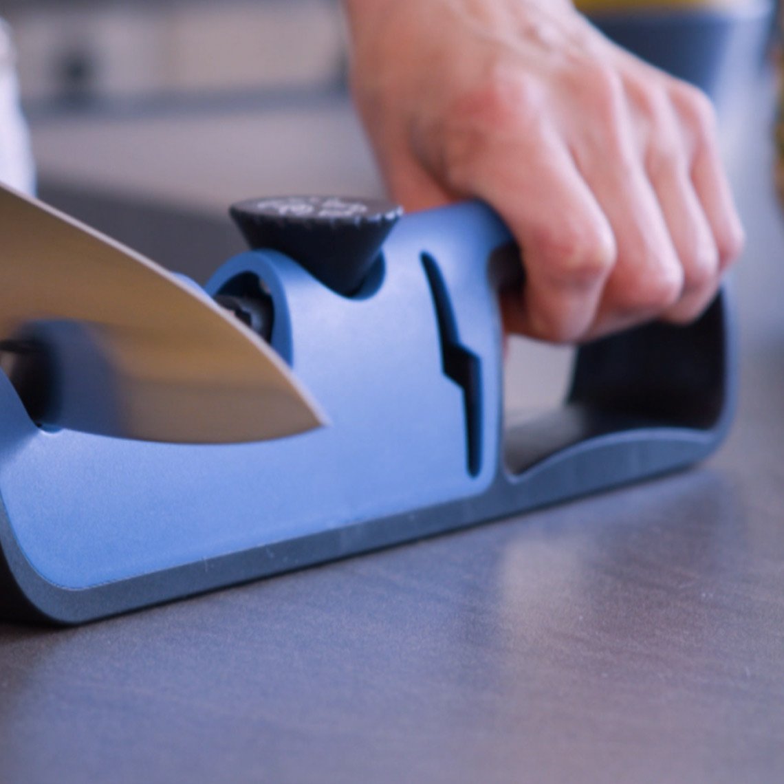 Livington BladeStar 3-in-1 Messenslijper - Instelbare Slijphoek - Drie Fasen Systeem - Voor Messen en Scharen