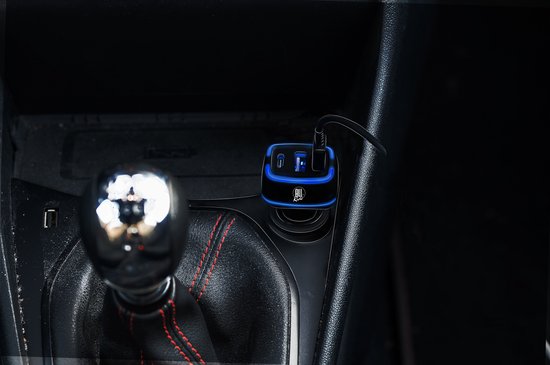 All Ride Autolader USB - 2x USB-A en USB-C Aansluiting - Power Delivery/ Fast Charge 18W - Aansluiting op Sigarettenaansteker Auto - Kunststof - Zwart