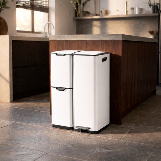 Bayt Prullenbak - Prullenbak 60 Liter - Vuilnisbak 60 Liter - Pedaalemmer 60 Liter - Prullenbak Afvalscheiding - Prullenbak 3 Vakken - Afvalbak - RVS - Wit