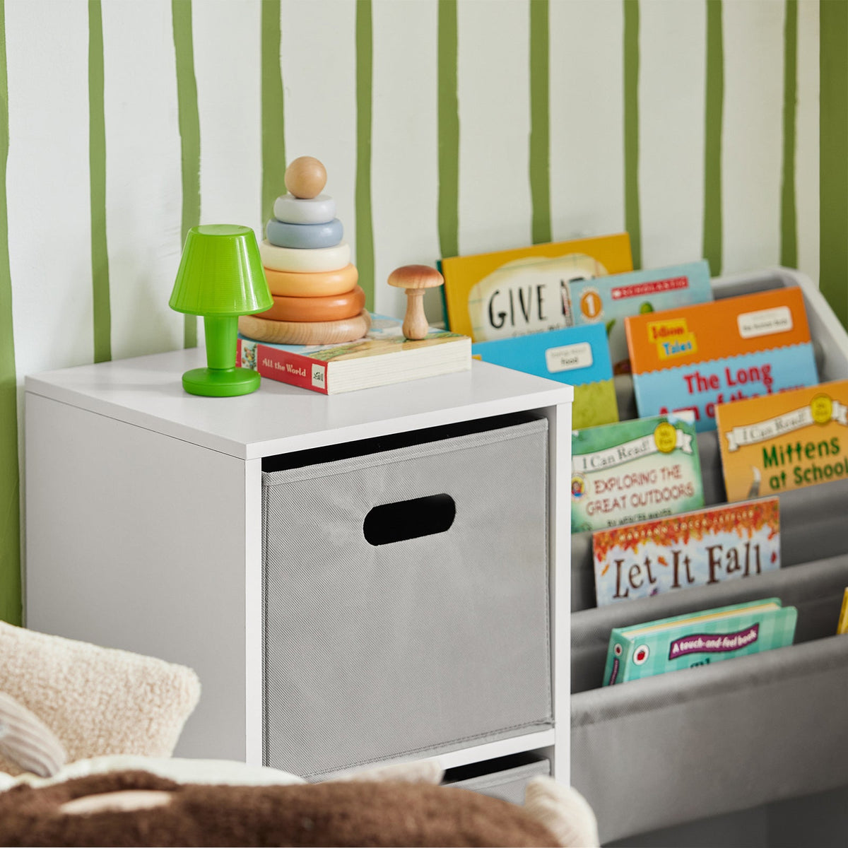 SoBuy KMB76-W Kinderboekenkast met 2 manden en speelgoedopslag - 80 x 30 x 61 cm - Wit